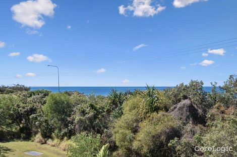 Property photo of 2 Driftwood Drive Castaways Beach QLD 4567