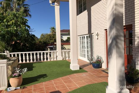 Property photo of 32 Hawkins Avenue Sorrento WA 6020