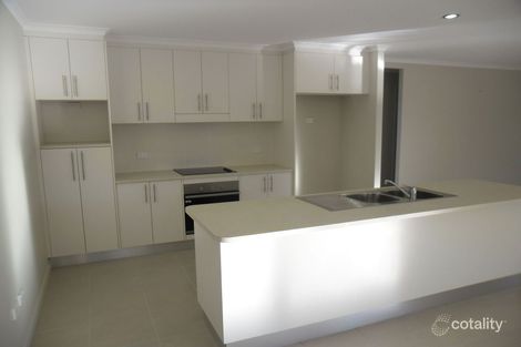 Property photo of 68 Shoalmarra Drive Mount Low QLD 4818