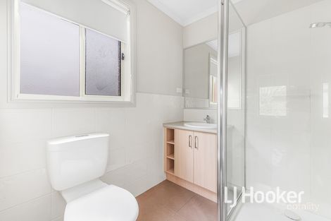 Property photo of 5 Tribuzi Close Pakenham VIC 3810