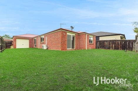Property photo of 5 Tribuzi Close Pakenham VIC 3810