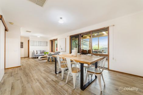 Property photo of 14 Alter Court Skye VIC 3977