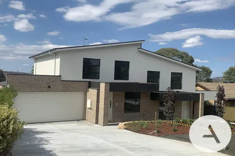 2/14 Eleanora St, Fisher, ACT 2611