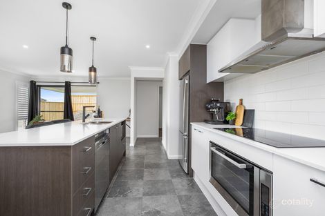 Property photo of 37 Lawrenson Parade Thornton NSW 2322
