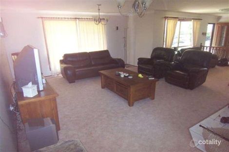 Property photo of 11 Palmer Drive Highfields QLD 4352