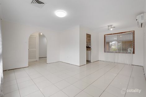 Property photo of 5 Lyrebird Place Ingleburn NSW 2565