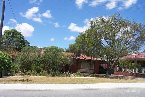 Property photo of 35 Warner Road Parmelia WA 6167