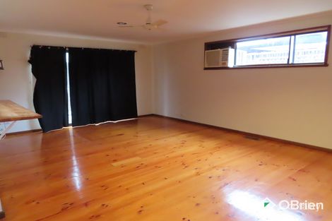 Property photo of 70 Lindrum Road Frankston VIC 3199