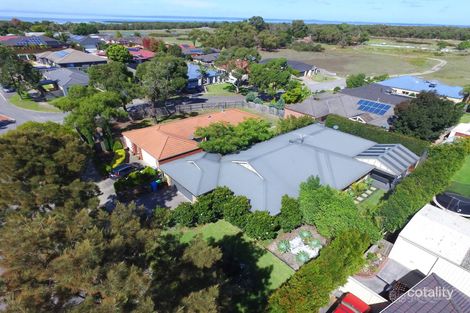 Property photo of 32 Gentle Annie Drive Blind Bight VIC 3980