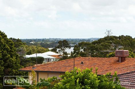 Property photo of 36 Deverell Way Bentley WA 6102