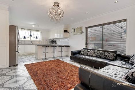 Property photo of 3 Honeysuckle Court Meadow Heights VIC 3048