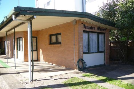 1/11-13 Hunter Ave, Labrador, QLD 4215