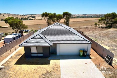 Property photo of 40 Rayner Loop Nunile WA 6566