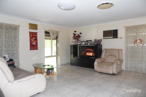 14 Glenroy Cres, St Johns Park, NSW 2176