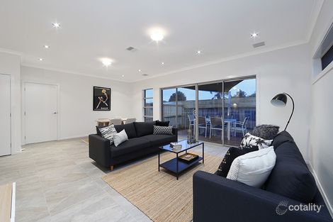 Property photo of 2/273 Dandelion Drive Rowville VIC 3178