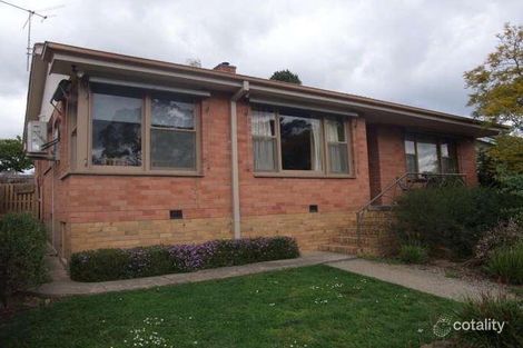 8 Rue De Gare, Wandin North, VIC 3139