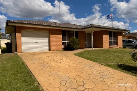 15 Meredith Cres, St Helens Park, NSW 2560