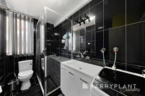 Property photo of 4/17 St Albans Road St Albans VIC 3021