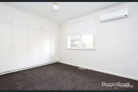 Property photo of 31 Damon Road Mount Waverley VIC 3149