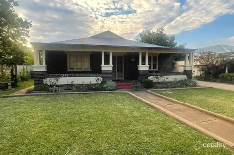 42 Close St, Parkes, NSW 2870