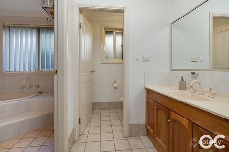 Property photo of 26 Glendale Crescent Orange NSW 2800