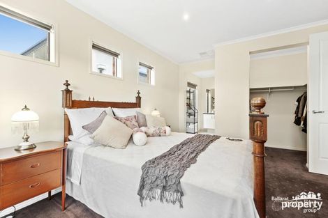 Property photo of 35 Canadian Crescent Canadian VIC 3350