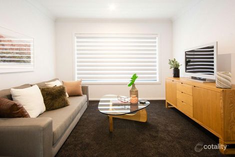 Property photo of 11 Chesham Avenue Oran Park NSW 2570