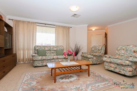Property photo of 41 Monash Circle Marangaroo WA 6064
