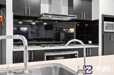 Property photo of 1 Grapestone Road Piara Waters WA 6112