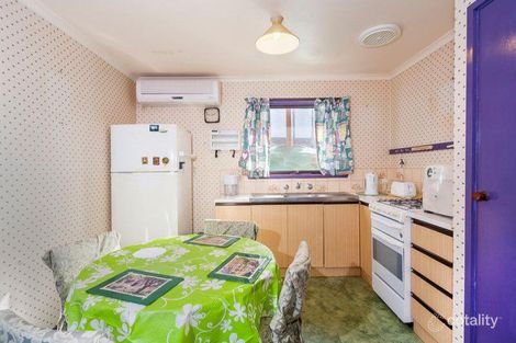 Property photo of 16 Lorikeet Close Ocean Grove VIC 3226
