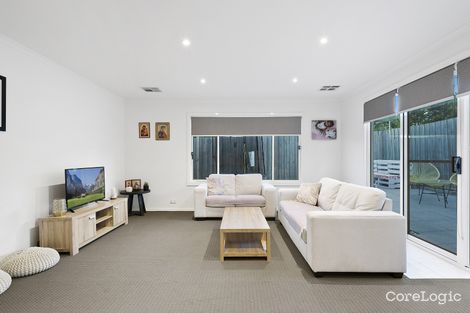 Property photo of 3/14 Monteith Crescent Endeavour Hills VIC 3802