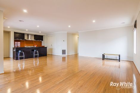 Property photo of 13 Quarters Boulevard Cranbourne West VIC 3977