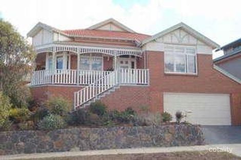 51 Ravenhill Bvd, Roxburgh Park, VIC 3064