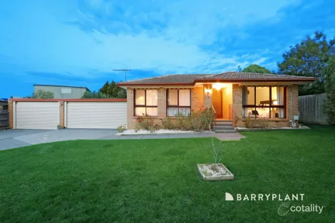 2 DARNLEY CT, ROWVILLE, VIC 3178