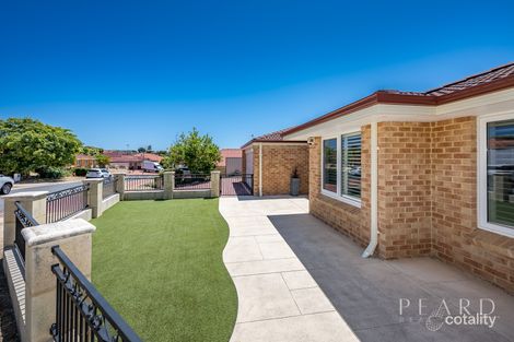 Property photo of 10 Melfort Circle Kinross WA 6028