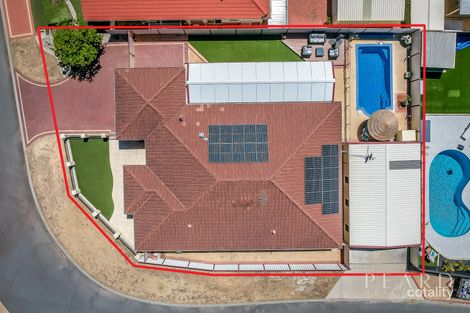 Property photo of 10 Melfort Circle Kinross WA 6028