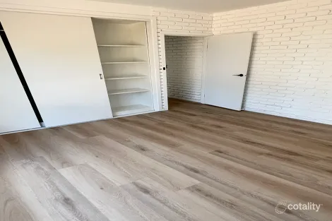 Property photo of 75 Oaklands Road Bulla VIC 3428