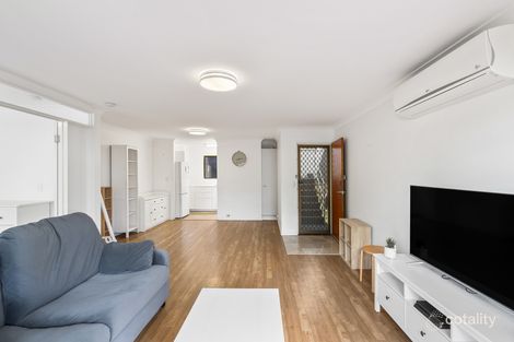 Property photo of 2/18 Kedron Street Wooloowin QLD 4030