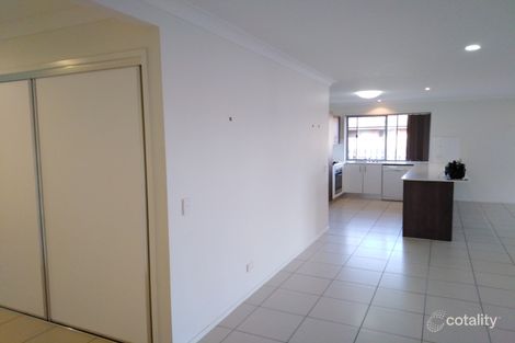 Property photo of 17 Mawson Court Urraween QLD 4655
