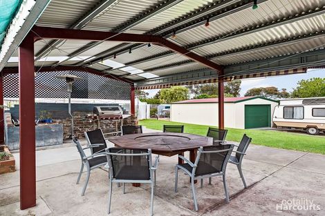 Property photo of 63 Sunbird Crescent Carrum Downs VIC 3201