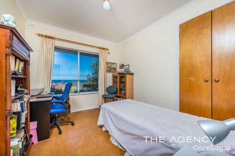 Property photo of 56 Mindarie Drive Quinns Rocks WA 6030