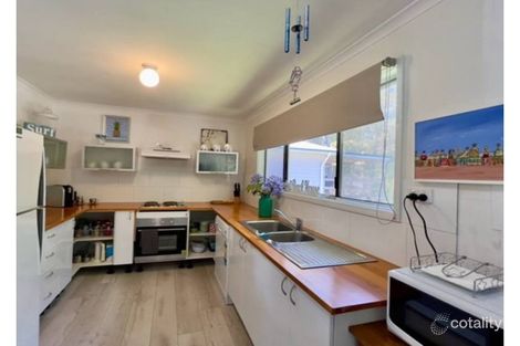 Property photo of 35 Goolara Avenue Dalmeny NSW 2546