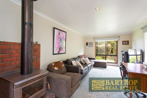 Property photo of 16 Racecourse Road Haddon VIC 3351