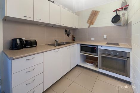 Property photo of 2/11 Bradman Avenue Maroochydore QLD 4558