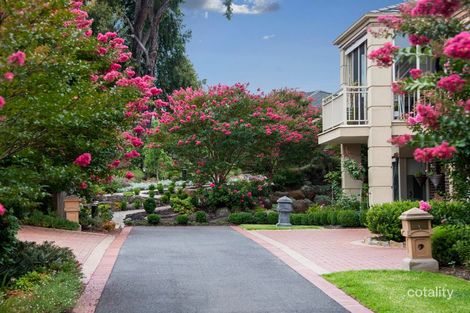 Property photo of 6 Treetop Views Doncaster VIC 3108