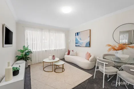 Property photo of 1/2 Rigby Avenue Carnegie VIC 3163