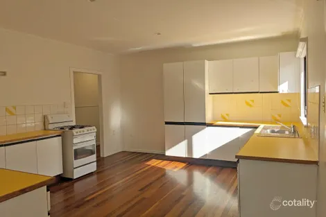 Property photo of 34 Queen Street Blackstone QLD 4304