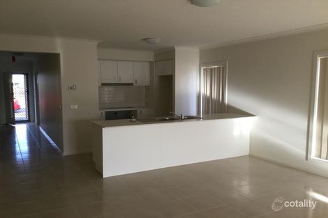 Property photo of 49 Basinview Drive Tarneit VIC 3029