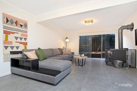 Property photo of 3 Finlay Close Gladstone Park VIC 3043