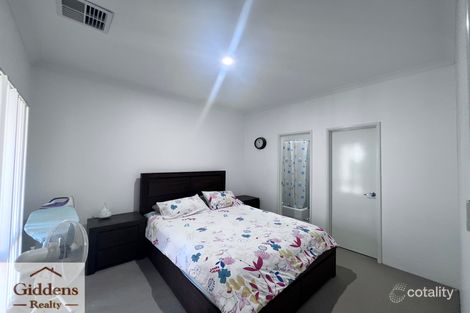 Property photo of 27 Gloss Street Dayton WA 6055
